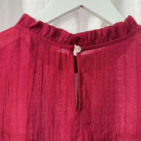 Nanette Lepore Burgundy Flutter Sleeve Top sz L - Picture 4 of 6